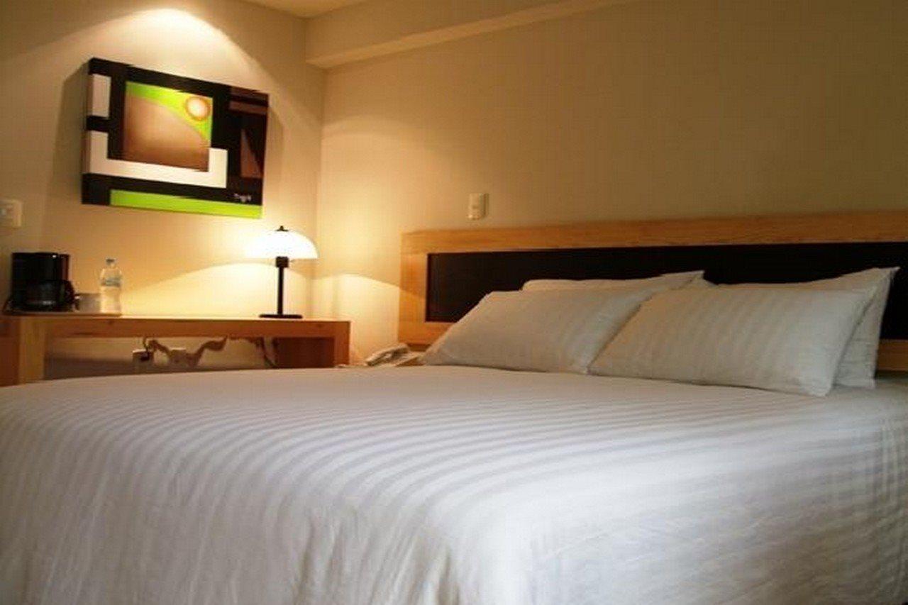 Rymma Hotel Morelia Buitenkant foto