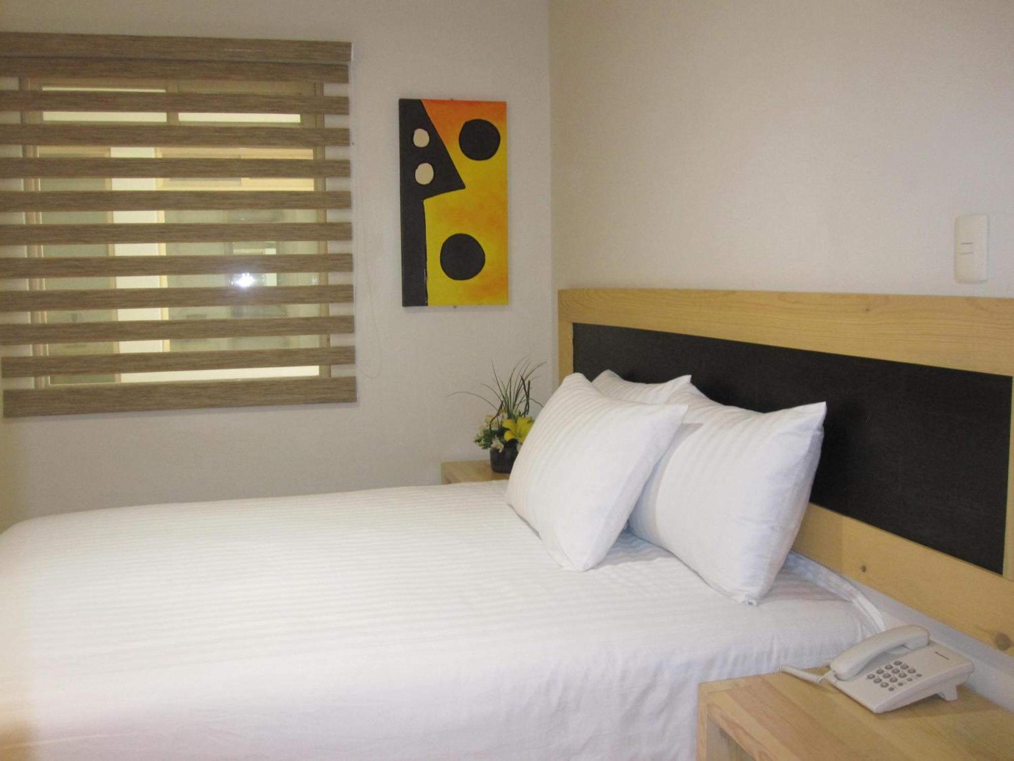 Rymma Hotel Morelia Buitenkant foto